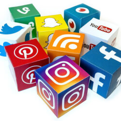 Social Media Mix 3D Icons | Foto: howtostartablogonline.net | via Flickr.com